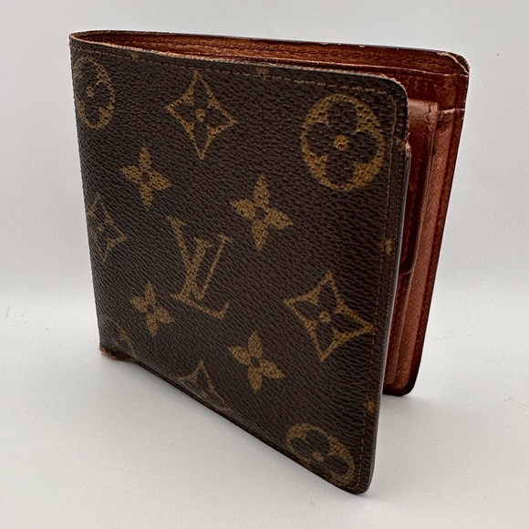 Louis Vuitton men’s bifold wallet - Picture 1 of 13